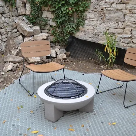 Apartament And Old Center Pula