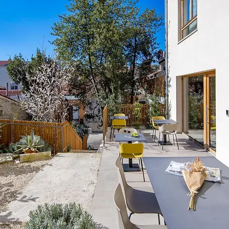 And Old Center * Pula