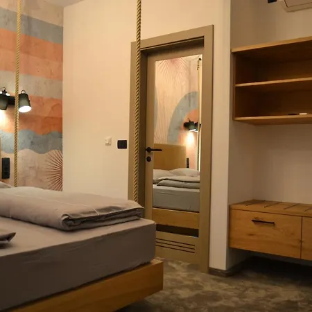 And Old Center Apartment *