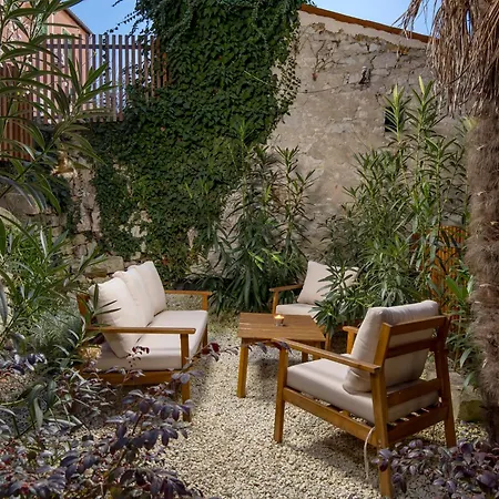 And Old Center Apartment Pula